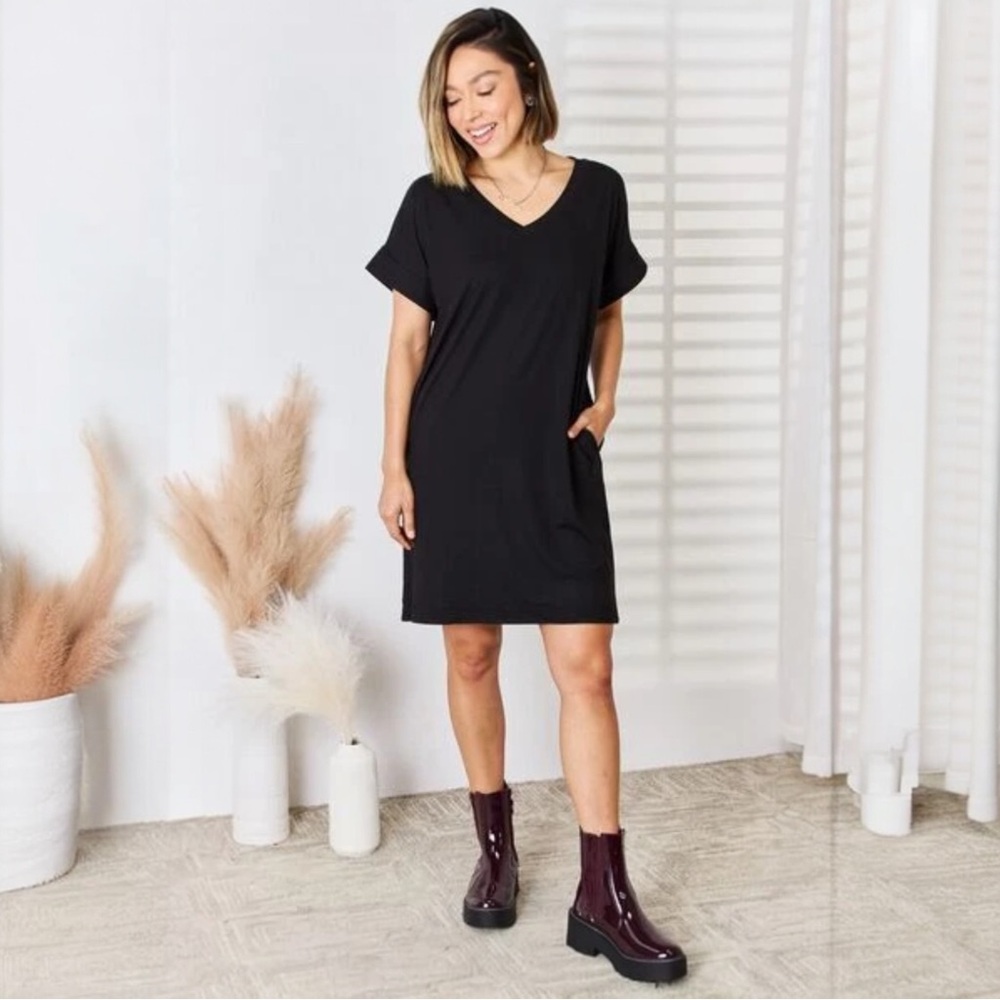 Zenana Black V-Neck T-Shirt Dress w/ Pockets Size XL